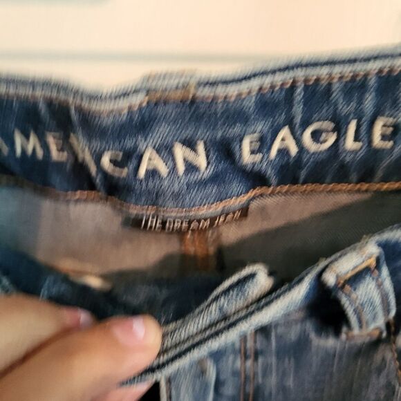 American Eagle the dream jean - Picture 2 of 4
